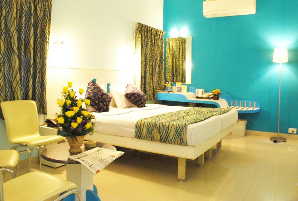Hotel Pandian Chennai Phòng bức ảnh