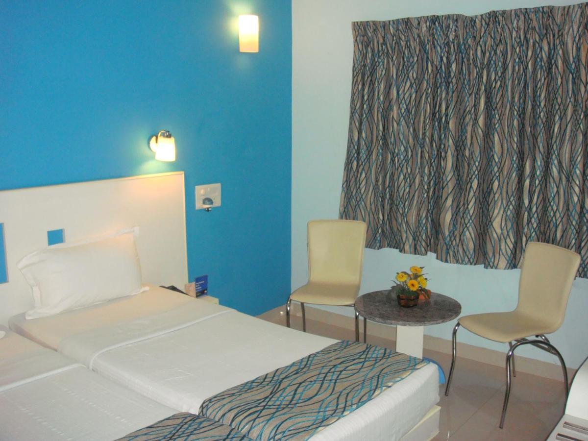 Hotel Pandian Chennai Ngoại thất bức ảnh
