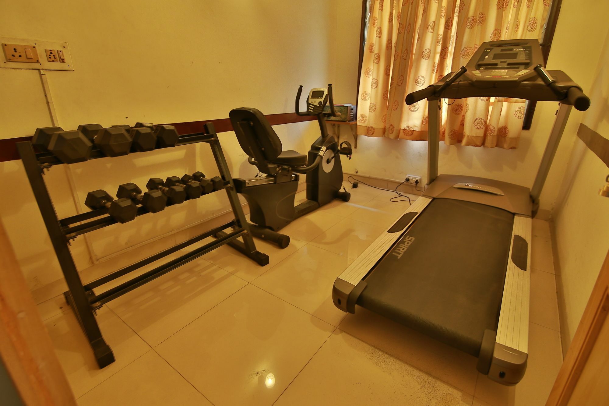 Hotel Pandian Chennai Ngoại thất bức ảnh